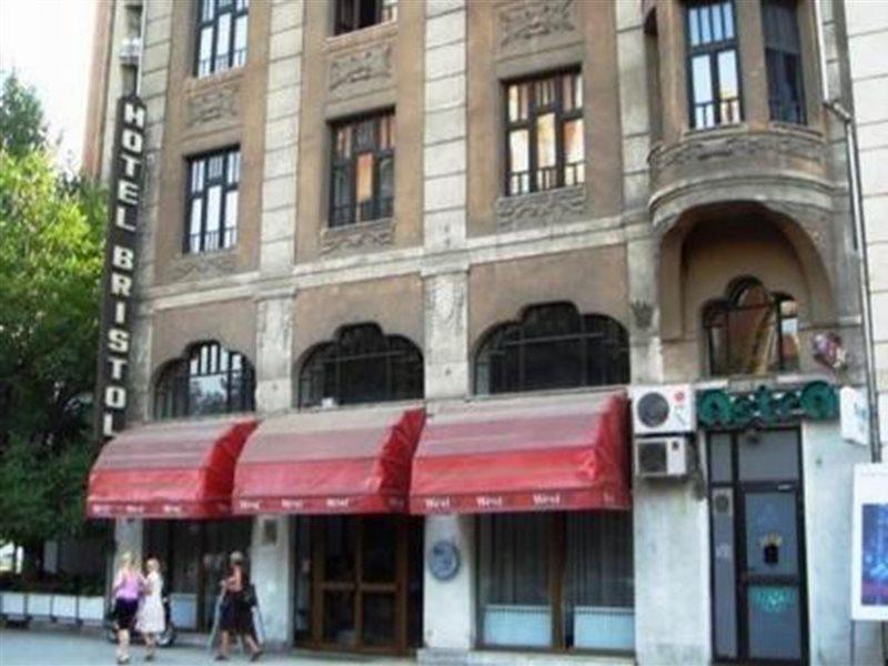 Bristol Hotel Skopje Buitenkant foto